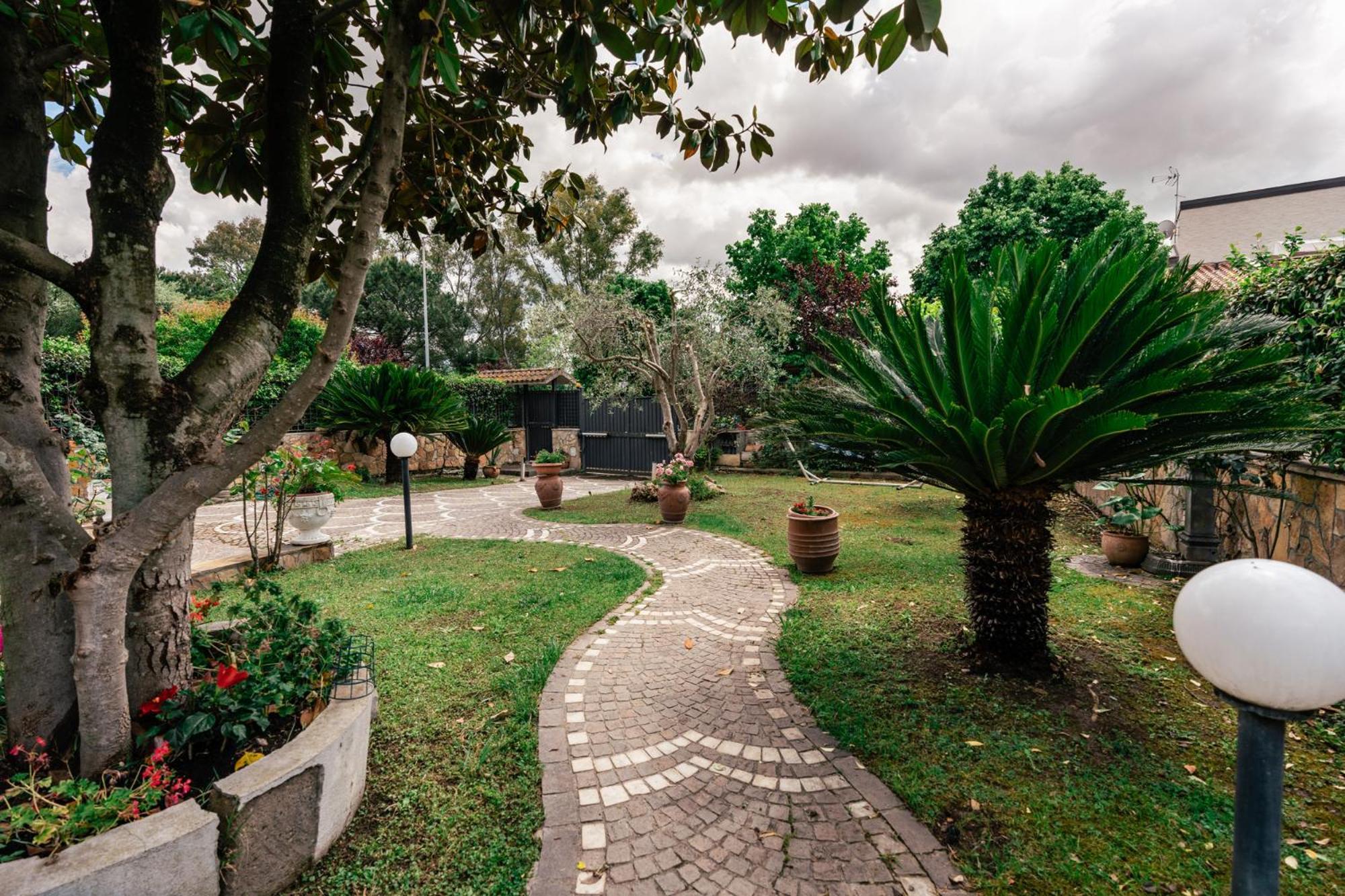 La Fragola Bed & Breakfast - Rome — Foto 1